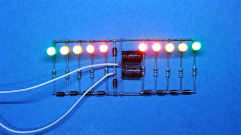 индикаторы напряжения на трехцветных светодиодах